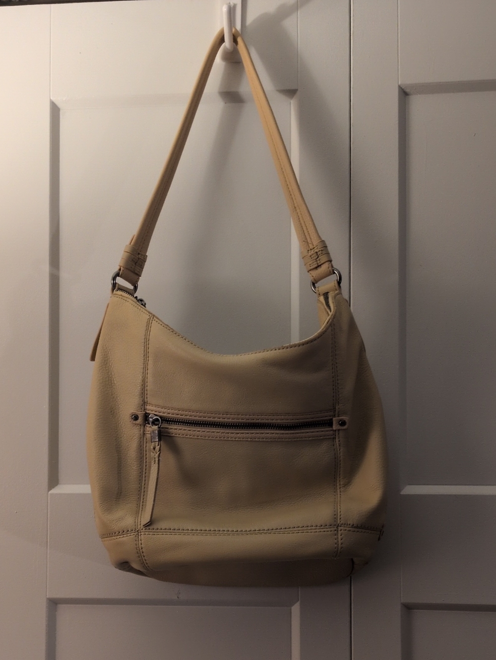 The Sak Classic Pale Yellow Leather Shoulder Bag - Women's